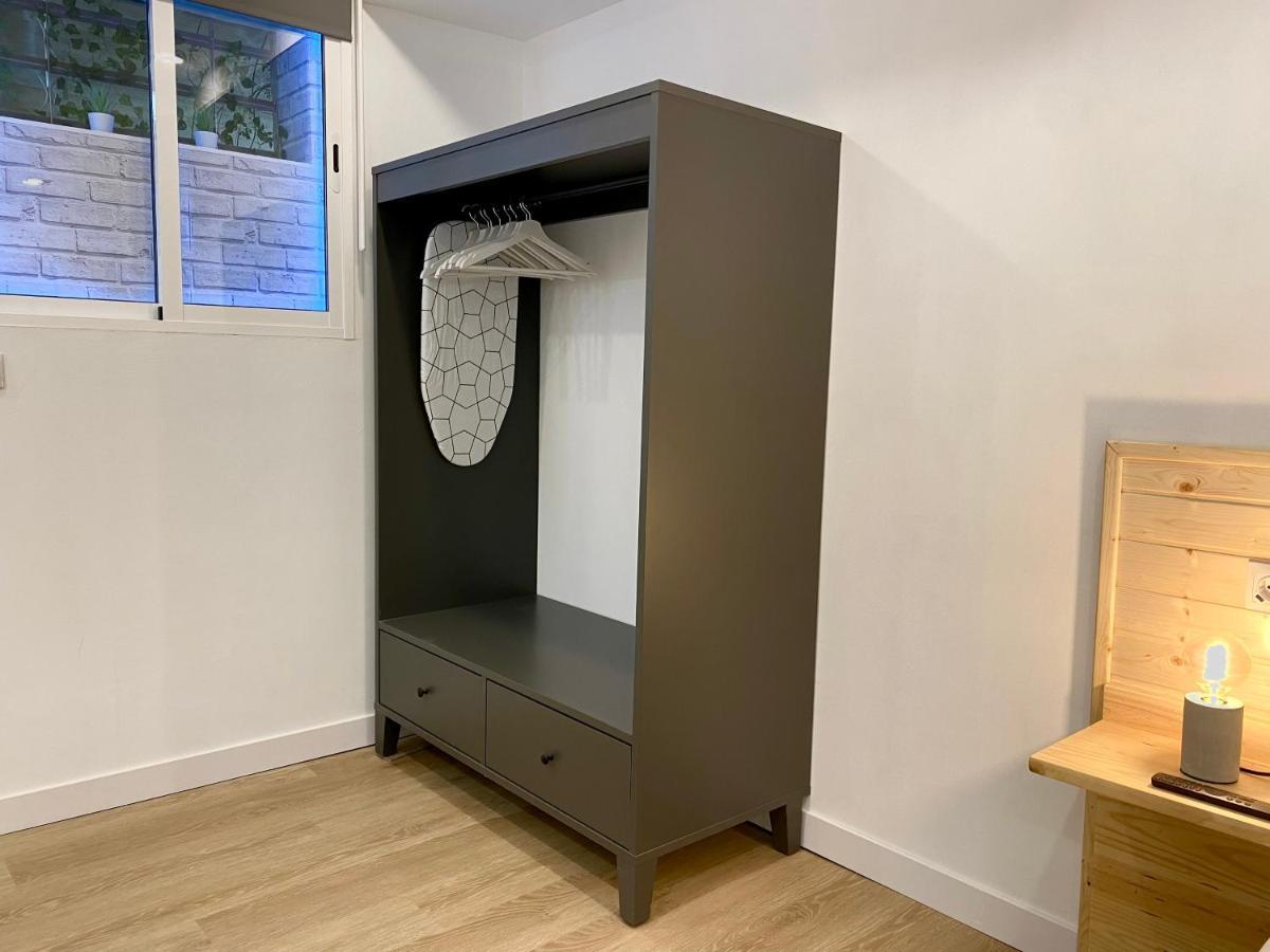 מאלגה Suite Breeze - Private Heated Pool מראה חיצוני תמונה